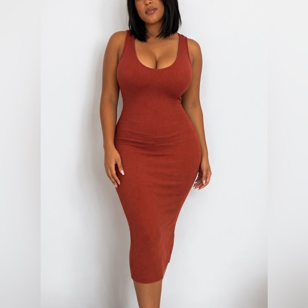 2/$20 Forever 21 F21 Burnt Orange/Rust Ribbed V-Neck Midi Bodycon Dress